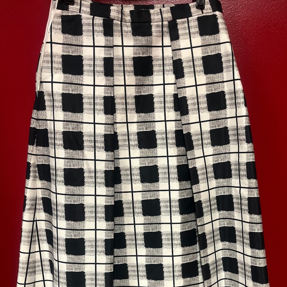 Lord & Taylor 424 Fifth Women's Skirt Black & White Check New Without Tags